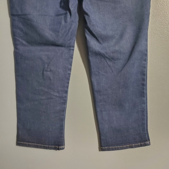 St Johns Bay Crop Womens Jeans Dark Wash Size 8 - Picture 5 of 6
